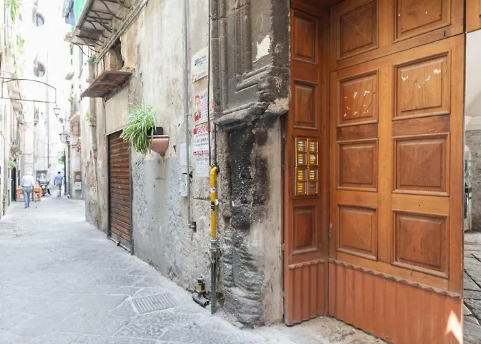 아파트 Starhost - Casa Masu' In Centro Storico Vicino Al Teatro Verdi E Al Lungomare *